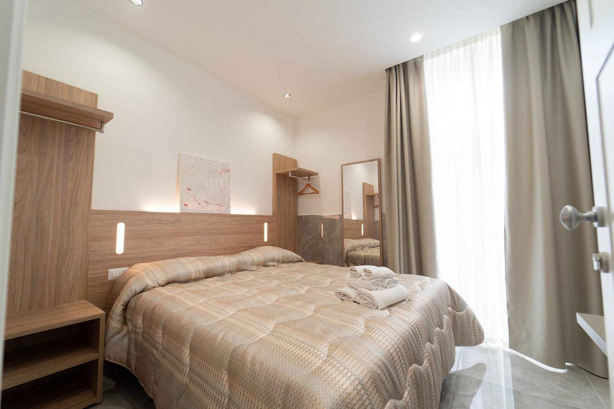 Hotel Le 4 Stagioni Dante H Napoli Centro, By Clapa Group Zimmer foto